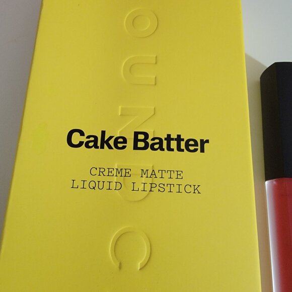 Cake Batter Pound Cake Crème Matte Liquid Lipstick in Maraschino - Picture 4 of 10